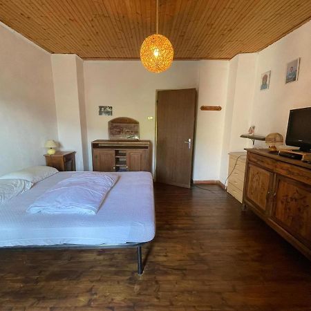 Casa Vacanza Pegrini Nel Centro Storico Di Gavi Eksteriør bilde