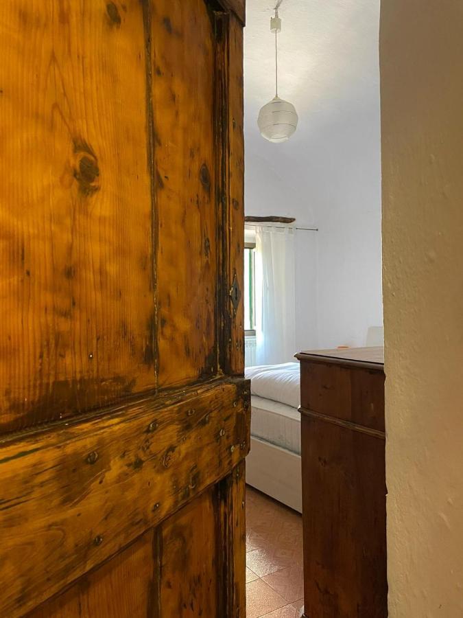 Casa Vacanza Pegrini Nel Centro Storico Di Gavi Eksteriør bilde